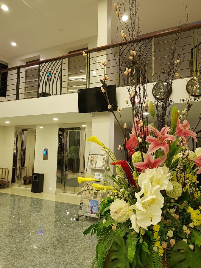 Golden Apple Hotel - Airport Phnom Penh Exterior foto